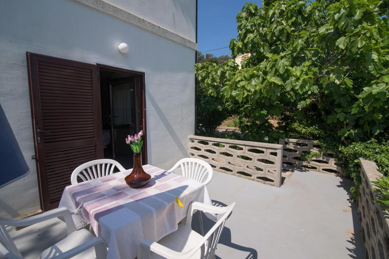 Appartement Nena à Mali Lošinj Extérieur photo