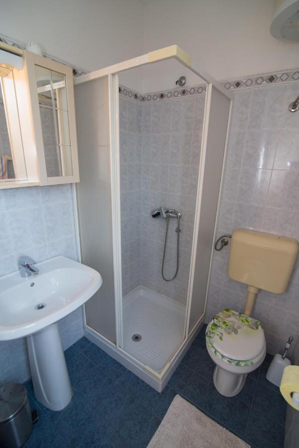 Appartement Nena à Mali Lošinj Extérieur photo