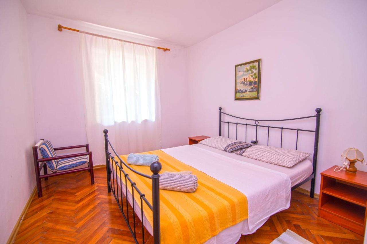 Appartement Nena à Mali Lošinj Extérieur photo