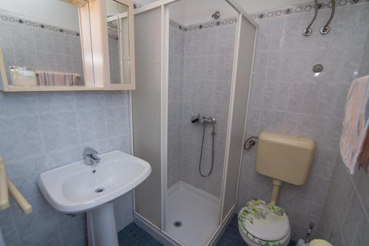 Appartement Nena à Mali Lošinj Extérieur photo