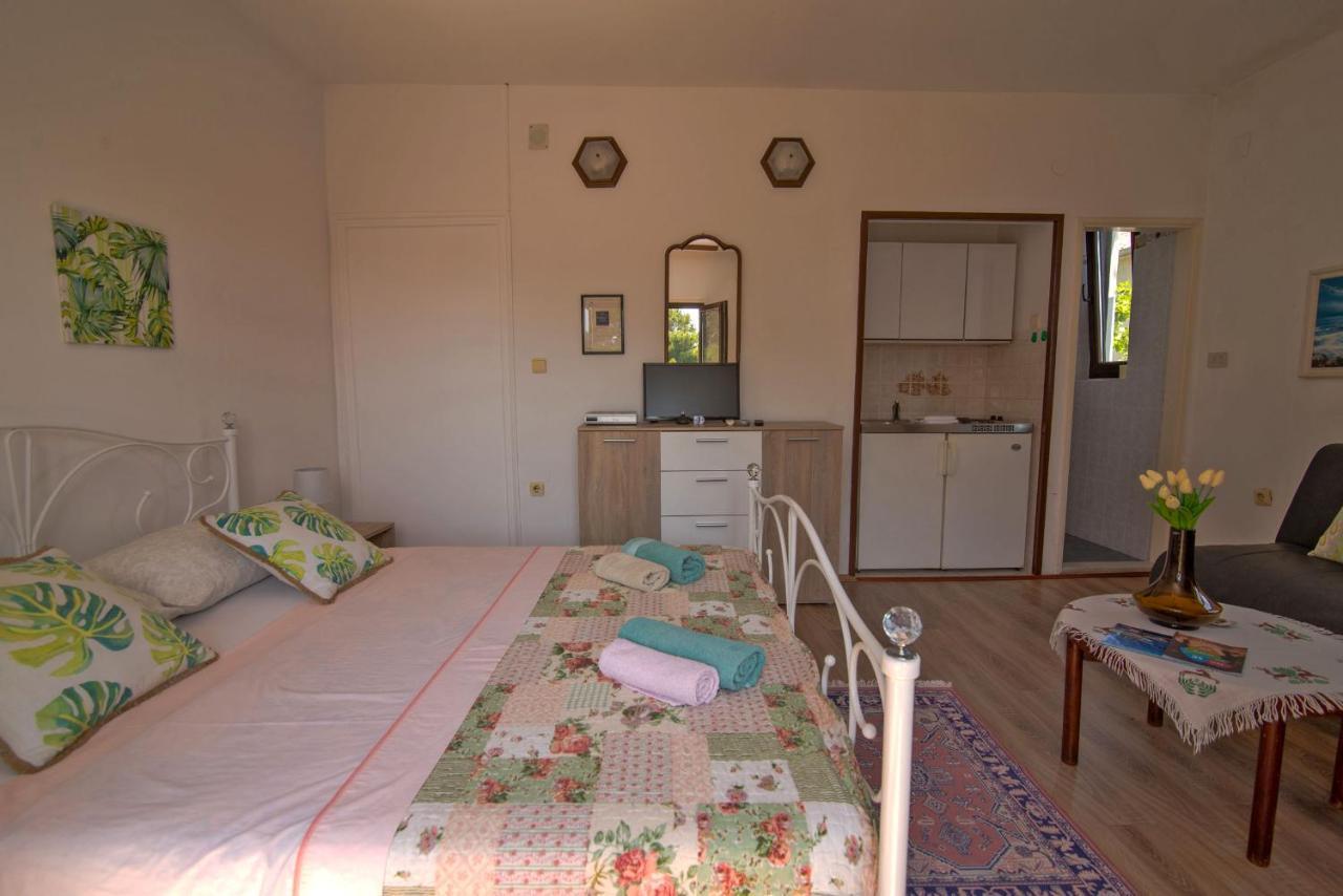 Appartement Nena à Mali Lošinj Extérieur photo